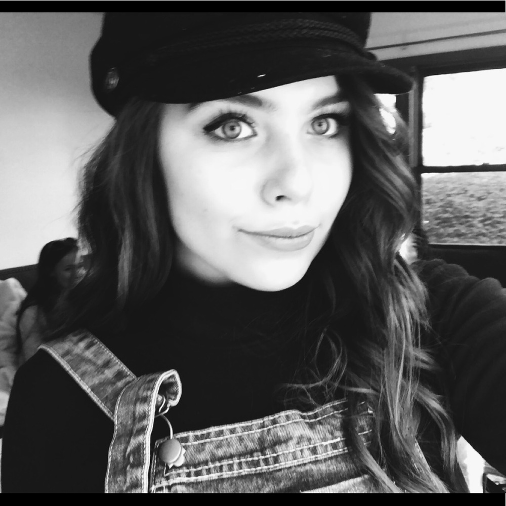 Meet your Posher, Mary kate